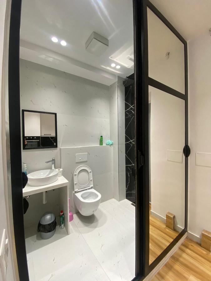 Luxury Apartments Blloku ティラナ エクステリア 写真