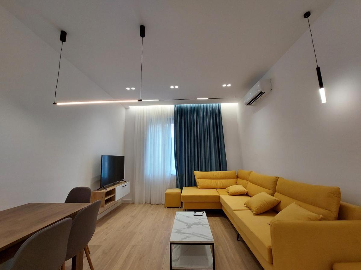 Luxury Apartments Blloku ティラナ エクステリア 写真