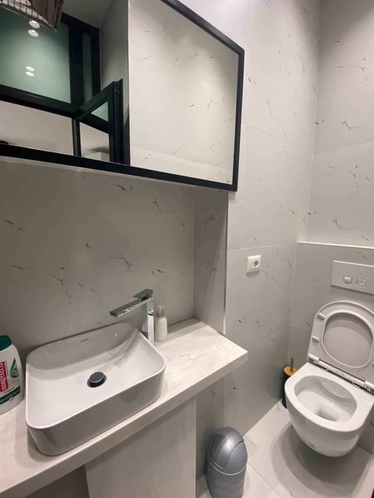 Luxury Apartments Blloku ティラナ エクステリア 写真