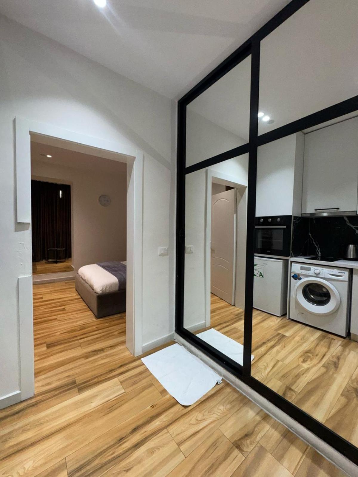 Luxury Apartments Blloku ティラナ エクステリア 写真
